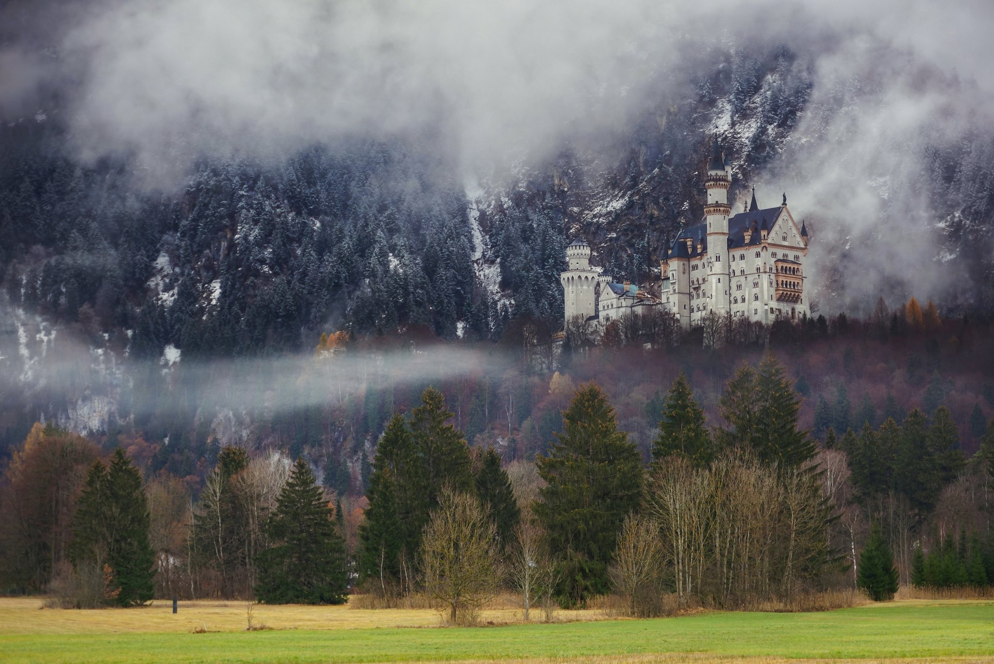 Neuschwanstein Castle (Schloss Neuschwanstein)